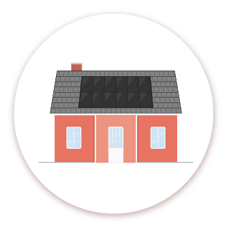 Bilden visar ett hus med ett integrerat solcellstak. Huset har ett grått tak där solcellerna är en sömlös del av takytan, placerade i en rektangulär formation. Huset är rött med vita fönster och en vit dörr, och solcellspanelerna ersätter en del av de vanliga takpannorna, vilket skapar ett modernt och estetiskt tilltalande utseende. Detta är ett exempel på hur solceller kan integreras i byggnader utan att kompromissa med utseendet.