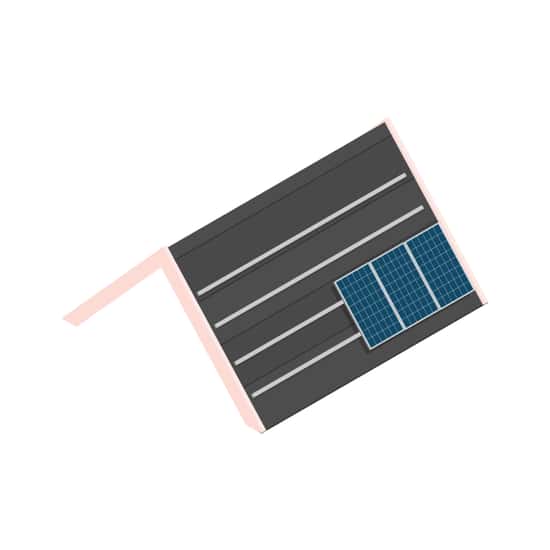 Ett tak med mörkgrå takpapp sett uppifrån, där tre solpaneler är monterade på metallfästen på ena sidan av takytan. Bilden visar hur solceller kan installeras på ett papptak.