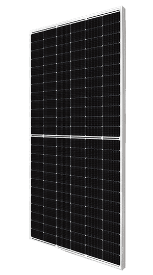 Solpanelen Canadian Solar TOPHiKu 6 med en modern design och svart yta inramad av en silverfärgad ram. Panelen är indelad i två sektioner. Dess tilltalande design gör den till ett estetiskt val för olika taktyper.