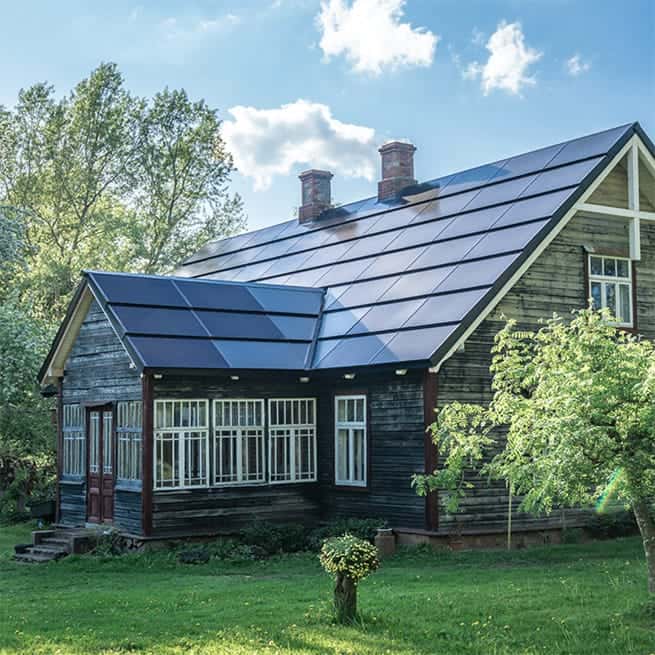 Solcellstak av fabrikat Solar Stone.