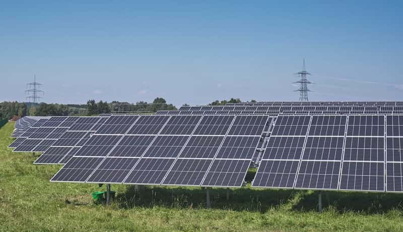 Solceller montera själv på marken