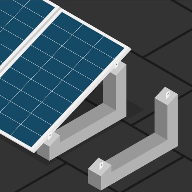 Illustration som visar montering av solpaneler på ett platt tak med ballastsystem, där panelerna fästs i skenor som tyngs ner av ballastblock.